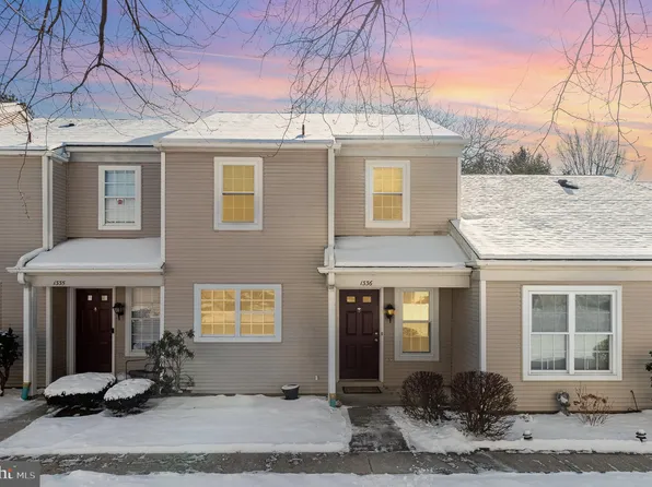 1336 Cambridge Ct #U-0246, Palmyra, PA 17078