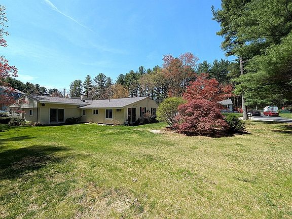4th image of 22 Newton Ave
