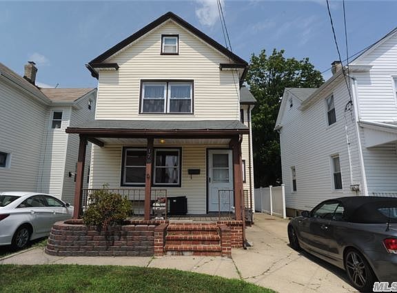 2nd image of 170 Lincoln Ave
