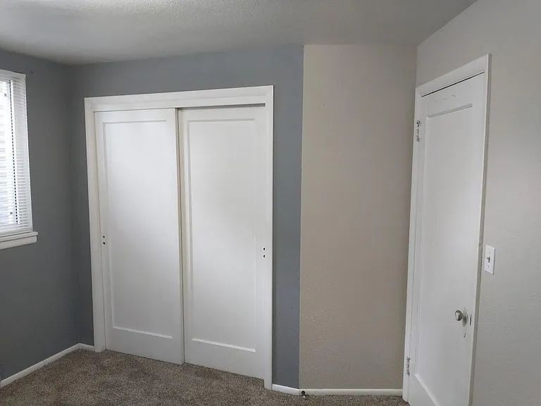 1219 S Vermont Ave — Photo 19