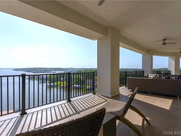 166 Captiva Dr #9C, Sunrise Beach, MO 65079