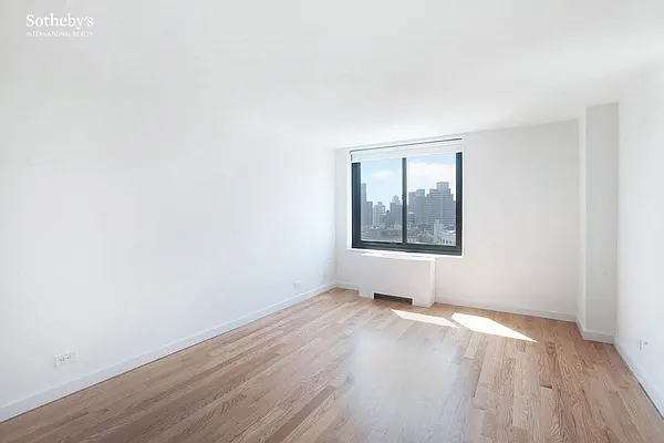 Rented by Sotheby's International Realty | media 5