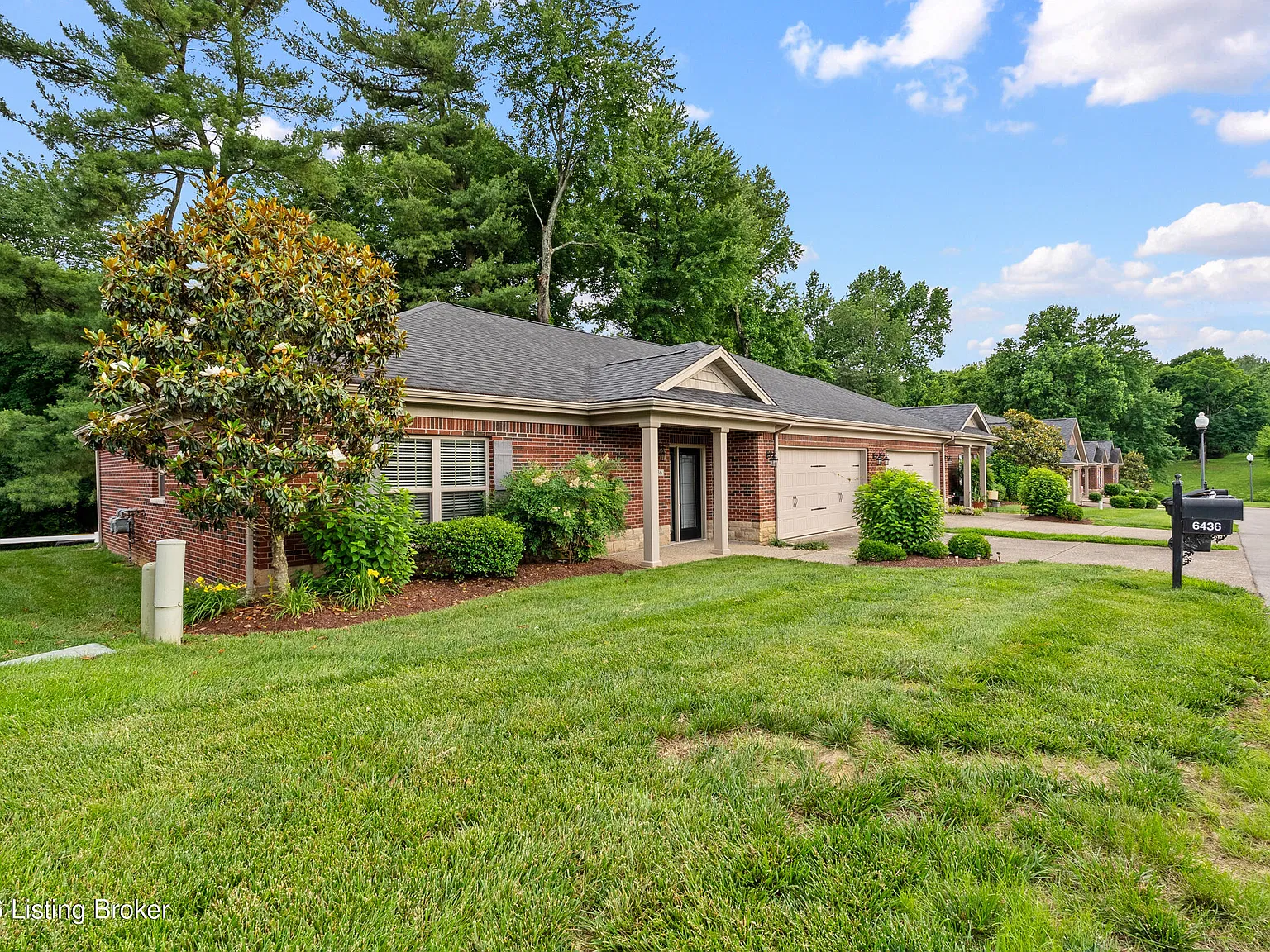 2 bed, 2.0 bath, 1547 sqft, $1,900 — Photo 3