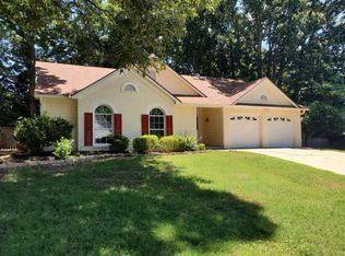 1085 Manor Way NW, Kennesaw, GA 30144