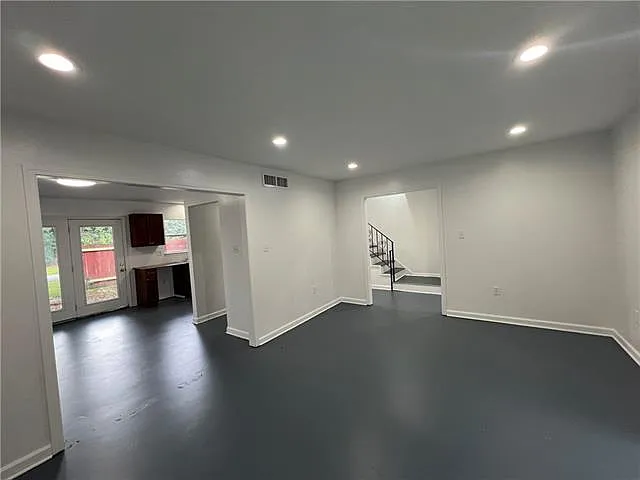 7702 Belcrest Pl — Photo 4