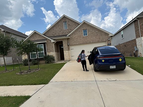 5th image of 1224 Leaning Oak Ln