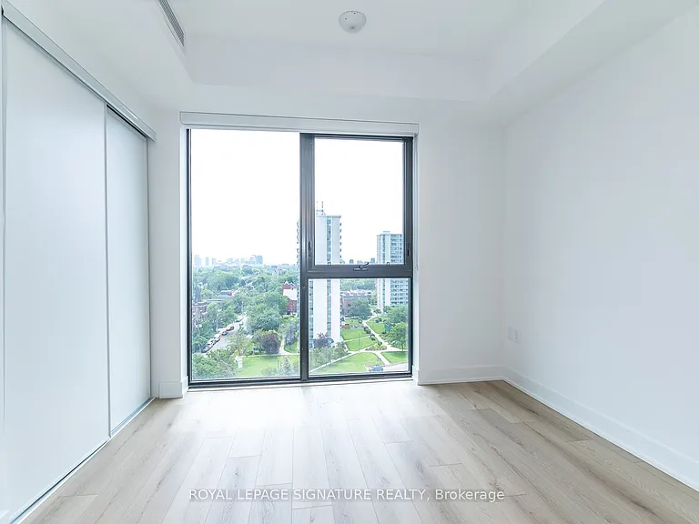 785 Dovercourt Rd #1105 — Photo 16