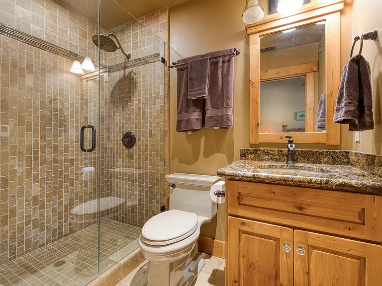 144 Chipmunk St #1 — Photo 24