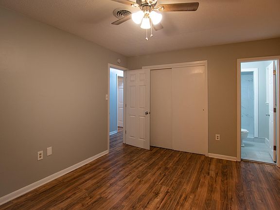 Spacious Master Bedroom with remodeled bathroom. (Bedroom 1 of 4)