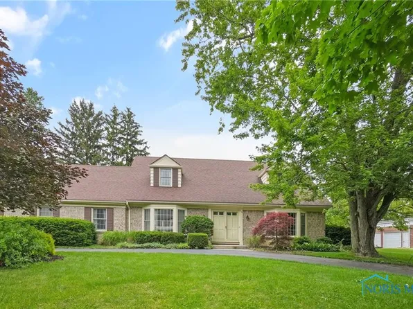 716 Kumler Dr, Maumee, OH 43537