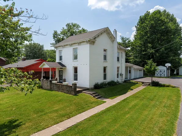 407 Chapel St, Falmouth, KY 41040