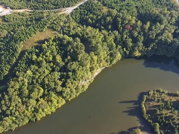 Vista Dr, Vonore, TN 37885