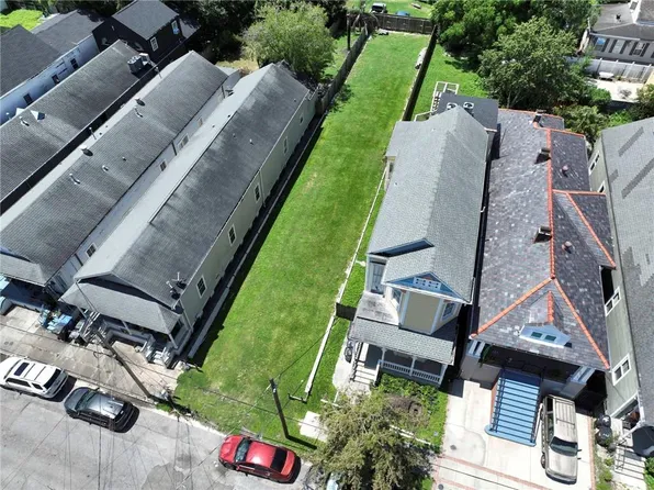 2730 Saint Philip St, New Orleans, LA 70119