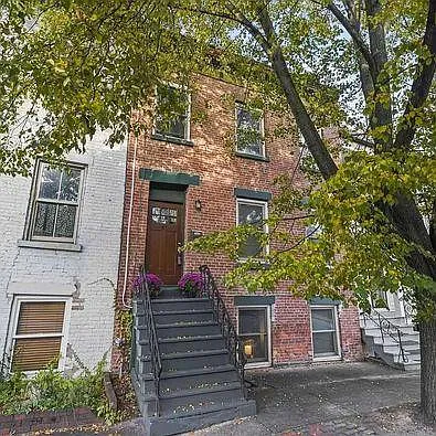 Myrtle Ave, Albany — Photo 3