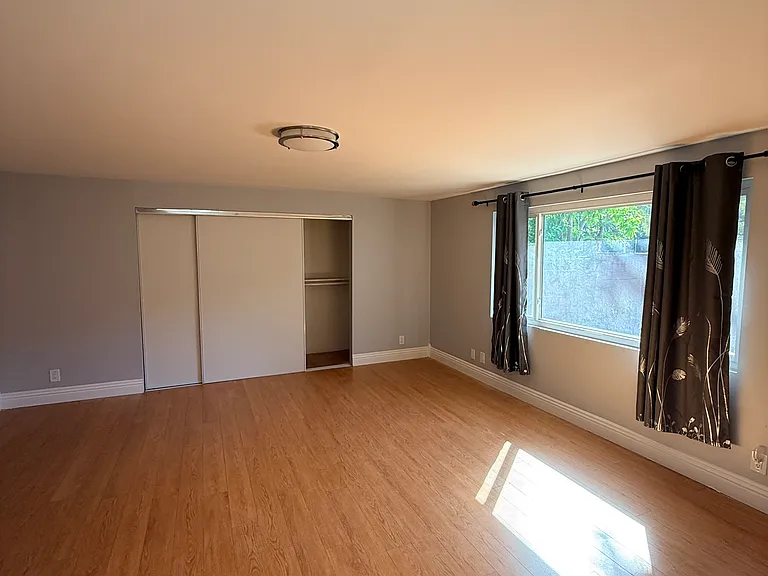 3417 Castlerock Rd — Photo 4