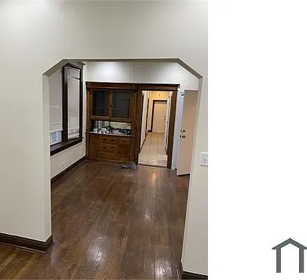 3 bed, 1200 sqft, $1,800 — Photo 3