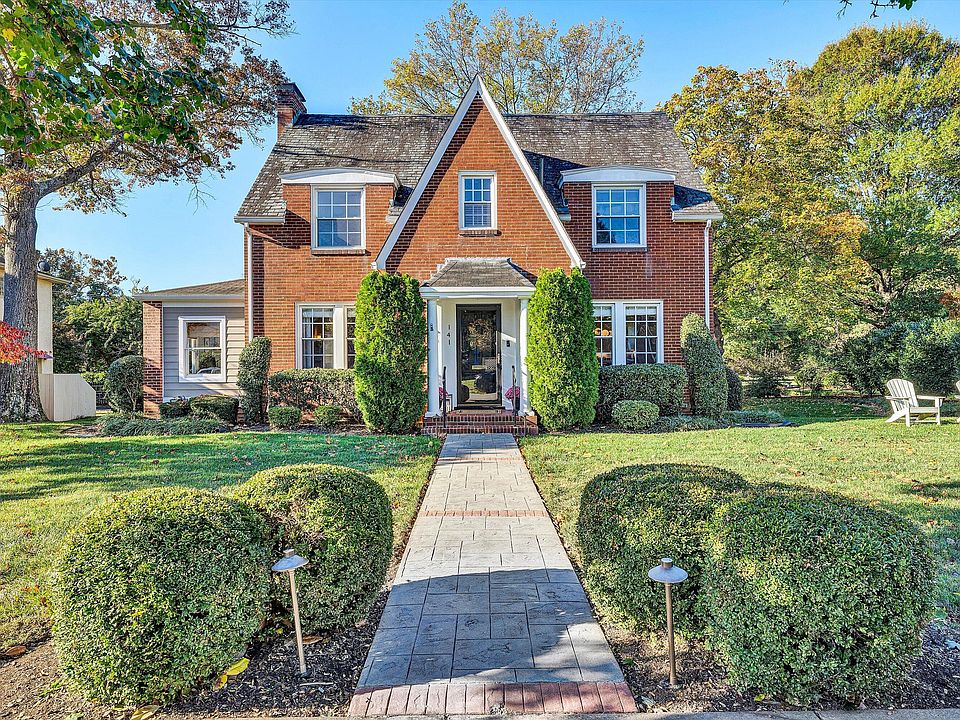 1st image of 141 Lewis Ave