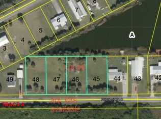 1075 Friendship Dr, Moore Haven, FL 33471