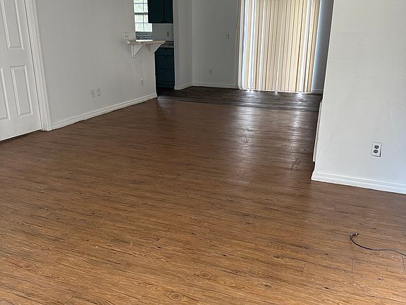 4th image of 12098 SE 89th Ave
