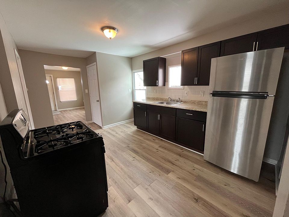 1st image of 11116 Essex Ave