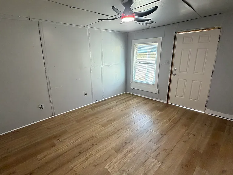 1108 Wyllie Ave — Photo 13
