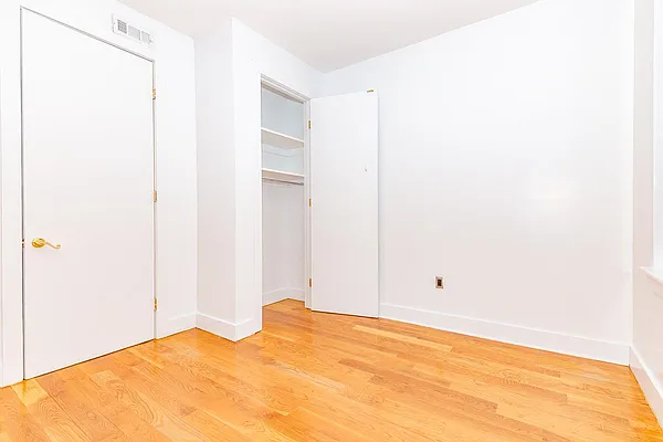 Rented by MySpaceNYC | media 12