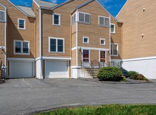 47 Camelot Dr #47, Worcester, MA 01609