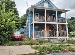 9 Clinton Ave, Middletown, CT 06457