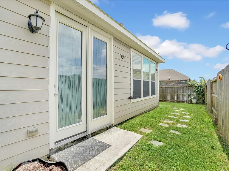 10514 Kentington Oak Dr — Photo 40