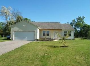 4186 Refugee Rd SW, Hebron, OH 43025