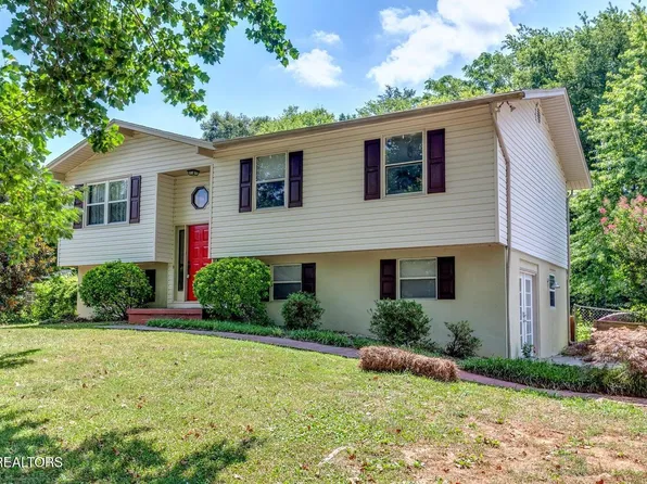 370 Sky Valley Cir, Seymour, TN 37865