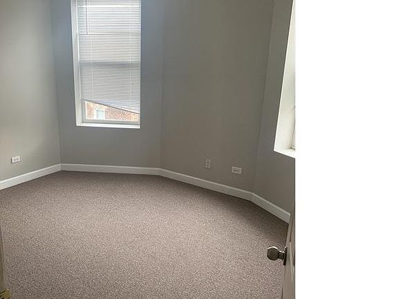 3rd image of 1325 S Christiana Ave #3