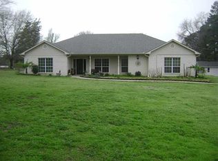 5442 Nuthatcher, gilmer, TX 75645