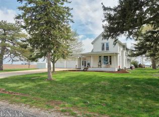 802 E Bowery St, Lexington, IL 61753