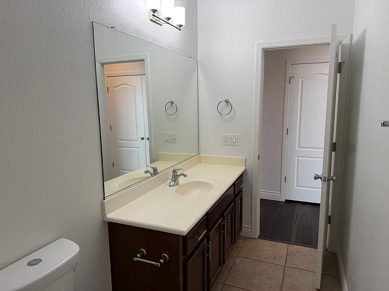 42582 W Monteverde Dr — Photo 8