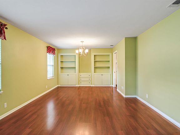 5th image of 1400 Sequoia Dr