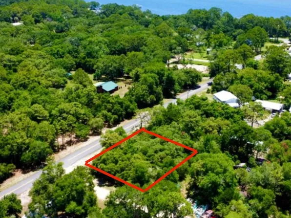 2530 Oleander Ter, Lanark Village, FL 32323