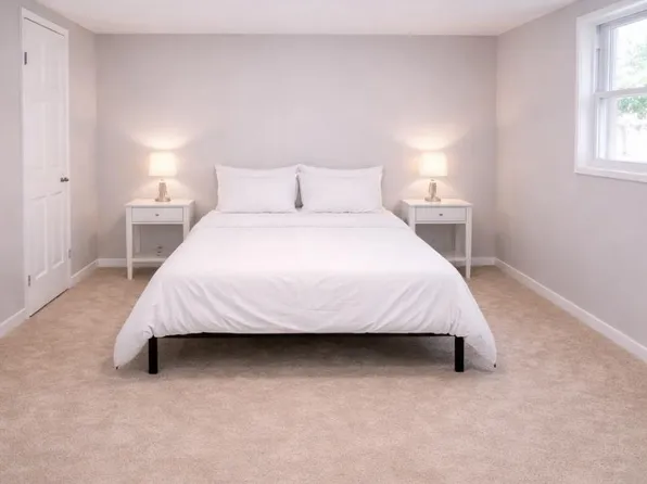 (undisclosed Address), Capitol Heights, MD 20743