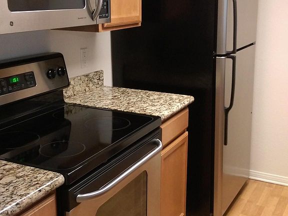 stainless steel appliances and granite countertops