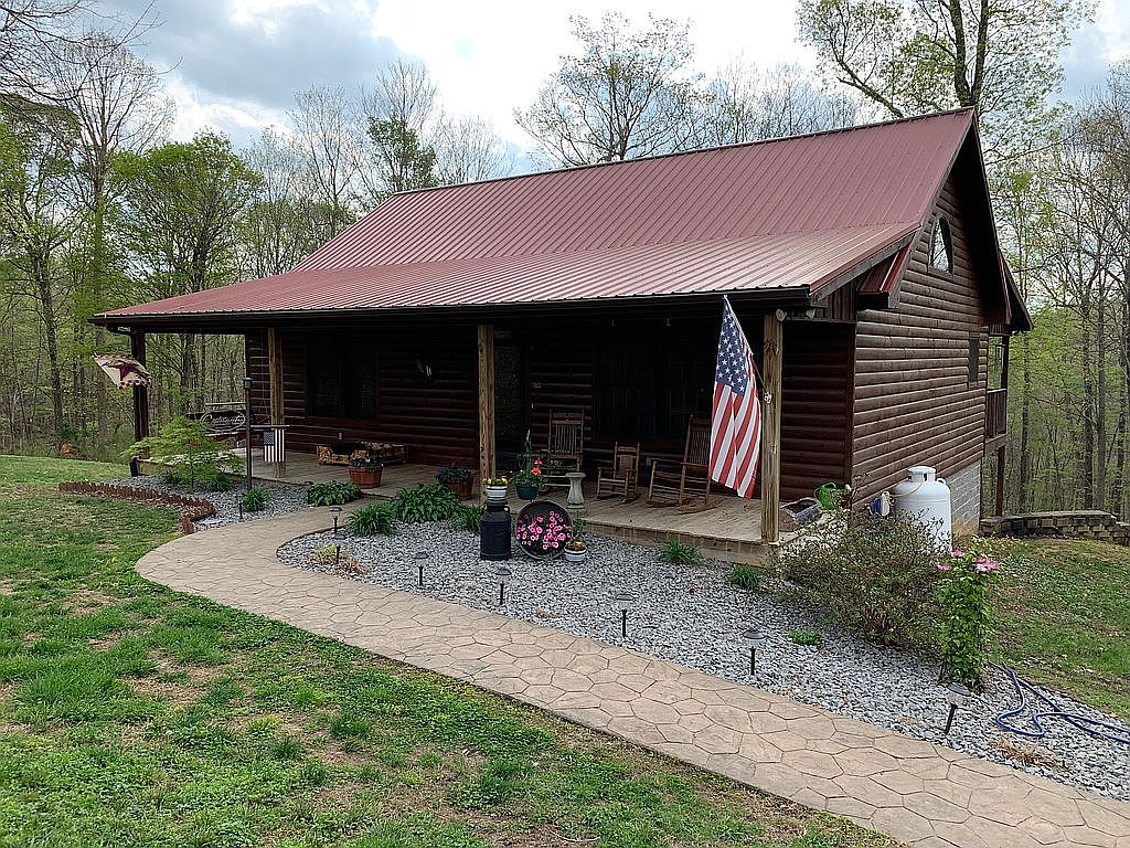 1767 Smith Grove Rd, Scottsville, KY 42164 Zillow