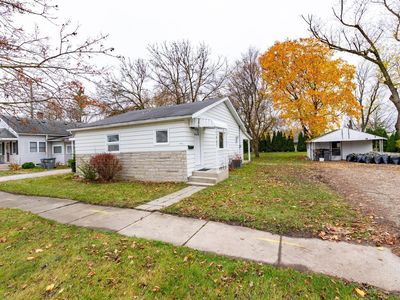 706 N Main St, Nappanee, IN, 46550