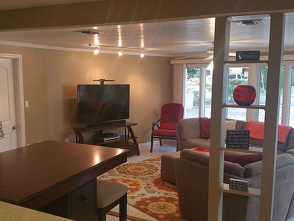 Front Living (from kitchen)