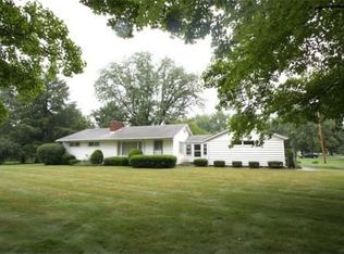 701 Club Dr, Mount Vernon, OH 43050