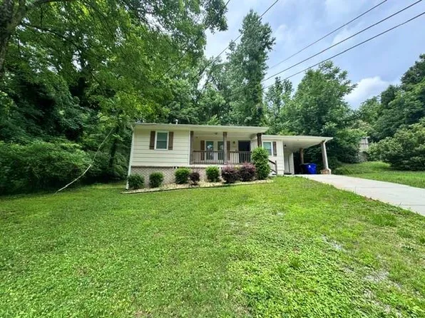 5552 Lakeside Dr, Union City, GA 30291