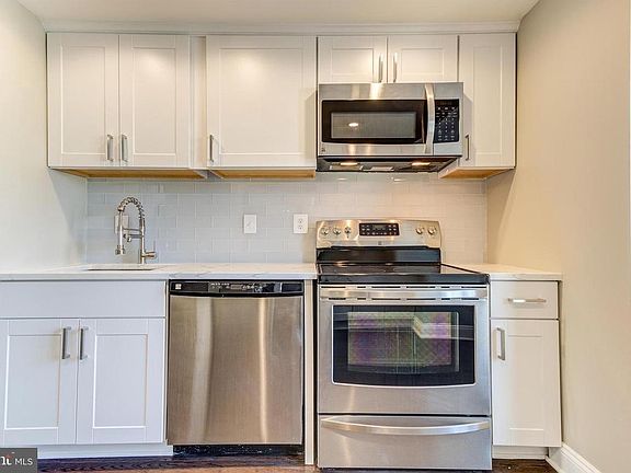 2nd image of 4216 Sauterne Ct