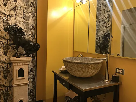 Sold by Continent Realty LLC | media 22