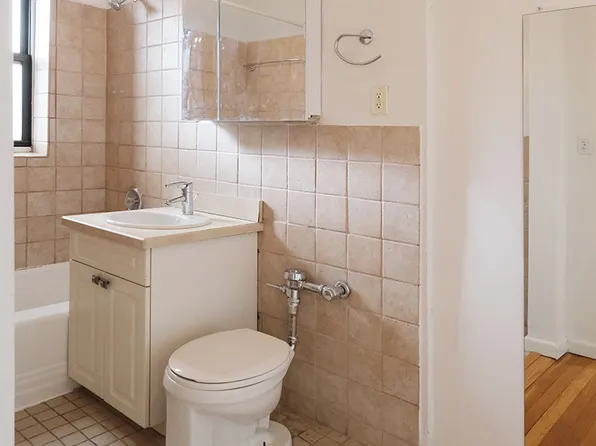 70 Clark Street image 35 of 46