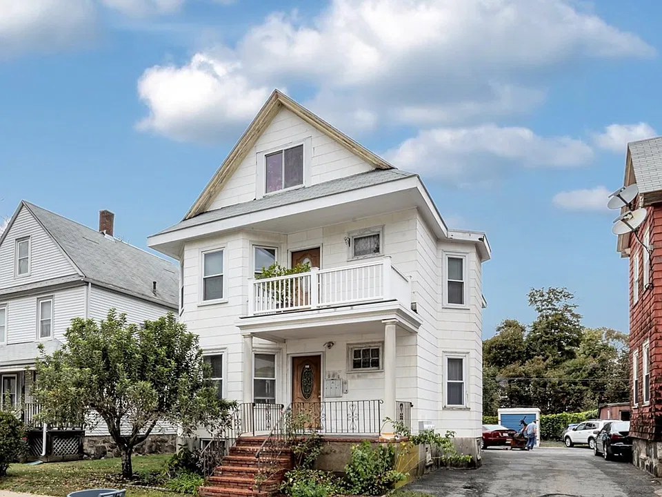 227 Belgrade Ave #2