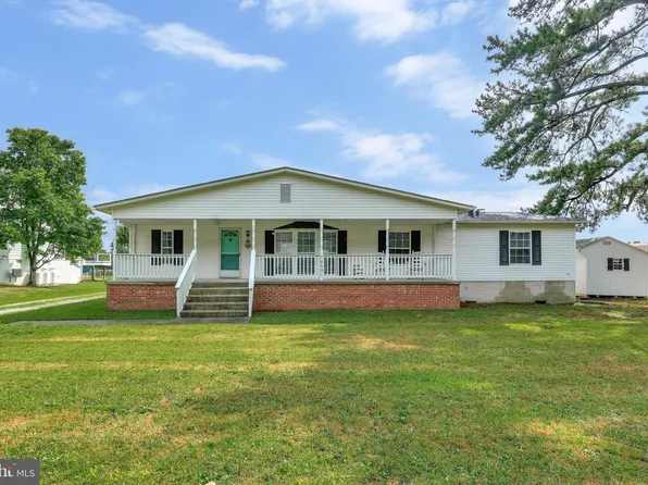 16091 Cobb Island Rd, Newburg, MD 20664