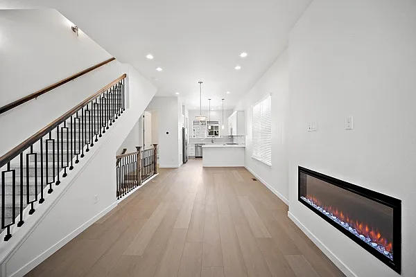 4037 Ascend Grv — Photo 9